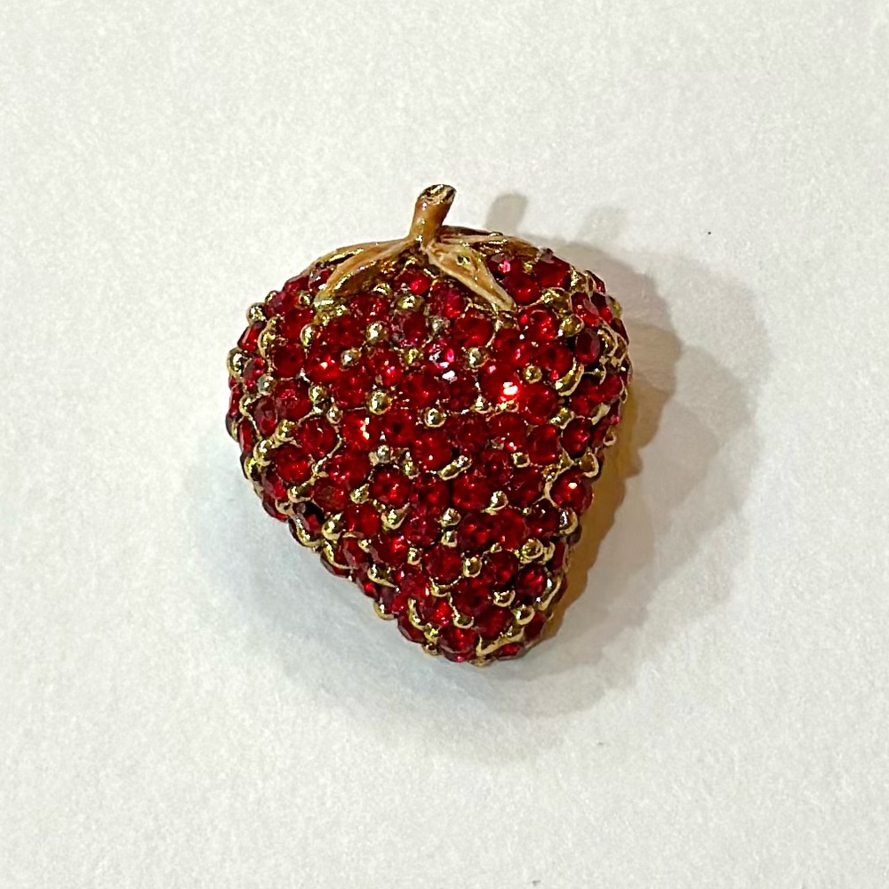 Vintage Strawberry Red Rhinestone with Gold Colored Prong Setting